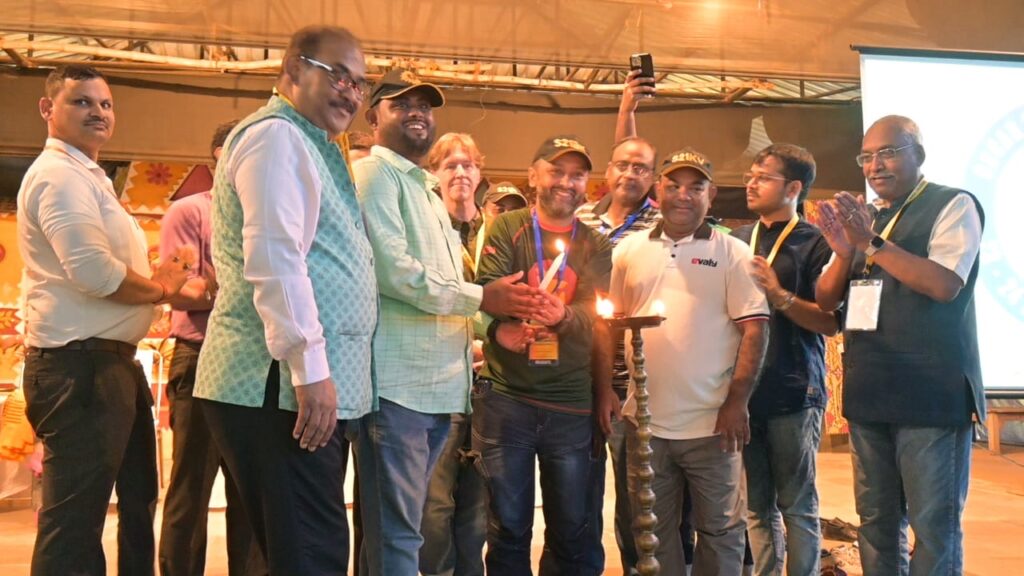 OSCAR Amateur Radio Convention 2023-এর অংশগ্রহণকারীরা